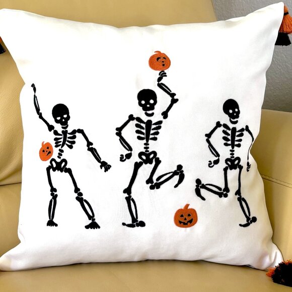 18x18  Halloween Embroidered Dancing Skeletons Jack O' Lanterns Pillow Cover New - Picture 1 of 5